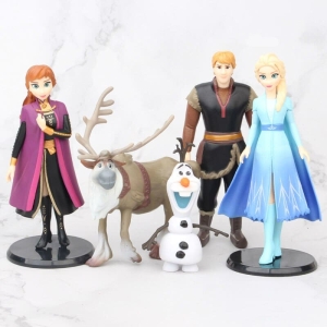 Frozen Character Figures Set, on a white background – a fun and playful gift for girls from Little Pirates.