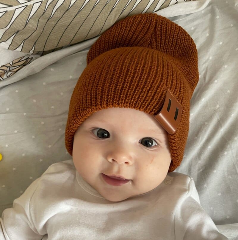 Detail view of the Elegant Hat for Girls in pink, showing all available colours and features – Little Pirates Ireland.