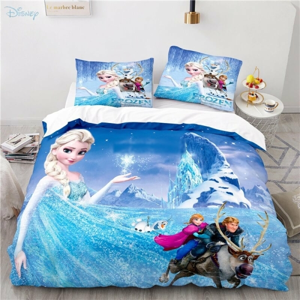 The complete 2-piece Frozen bedding set for girls showing both the duvet cover and matching pillowcase.