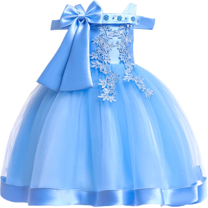A beautiful embroidered princess dress for girls, full of fashionable details and charm for special occasions