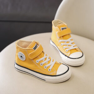 Chaussures style Converse avec étoile