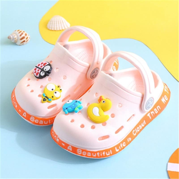 Colourful animal print beach sandals for little girls in multiple designs, playful and comfortable for seaside adventures.