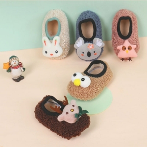 Super Soft Plush Animal Slipper Socks for Baby – Winter on white background, fun and comfortable footwear for girls.